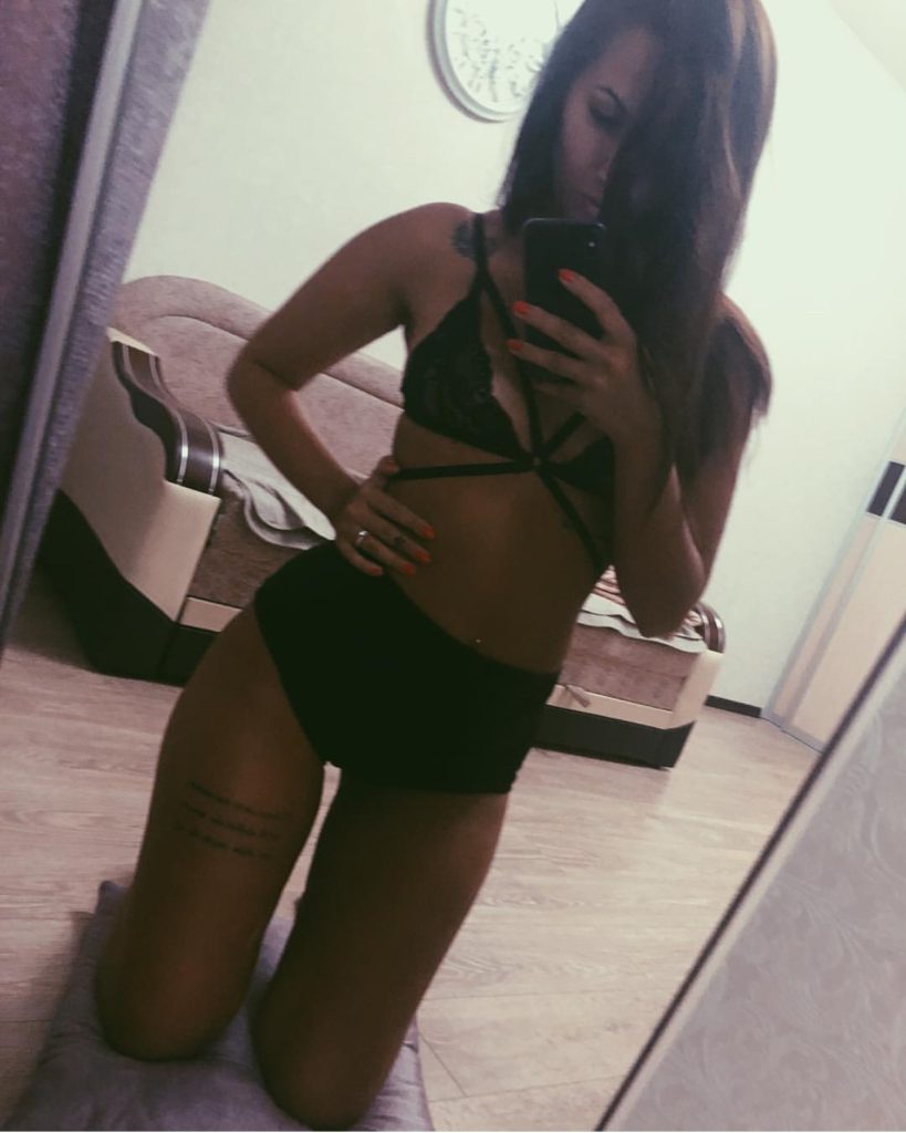 Neslişah İle Seks Hayatınıza Renk Getirin