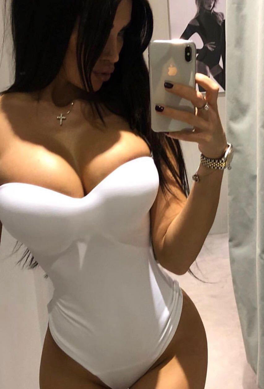 Gerçek Resimli Güler Yüzlü Escort Aylin