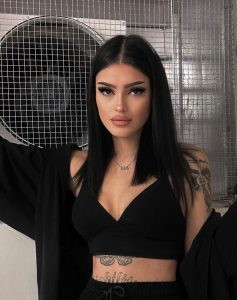 Ankara Merkez Bayan Escort Demet