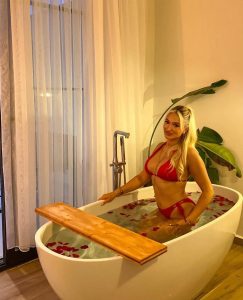 Ankara’in En Taze Çiçeği Samira Eve Otele Gelen Ankara Escort Bayan ?