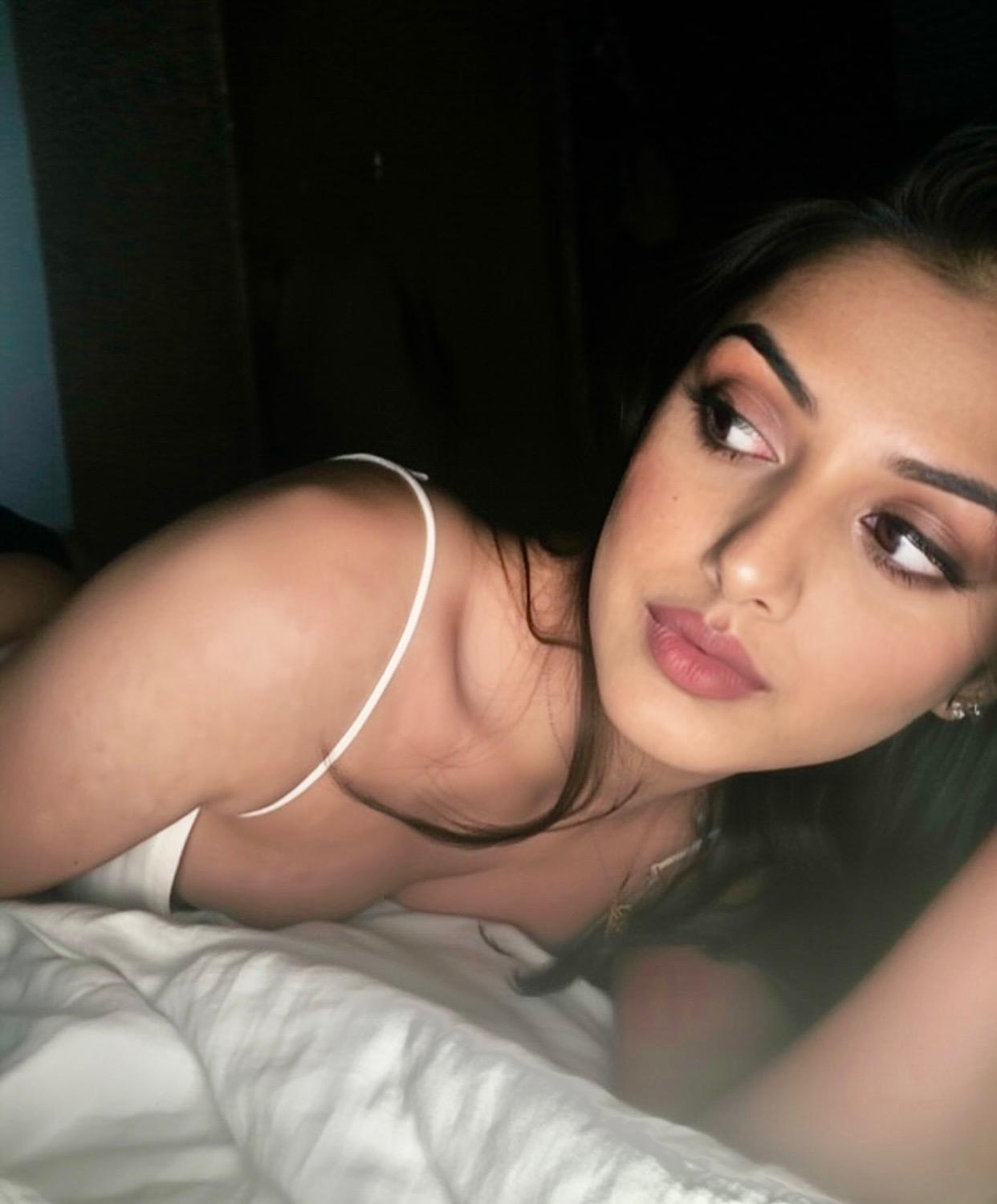 Ankara Kendi Yerinde Görüşen Escort Handan