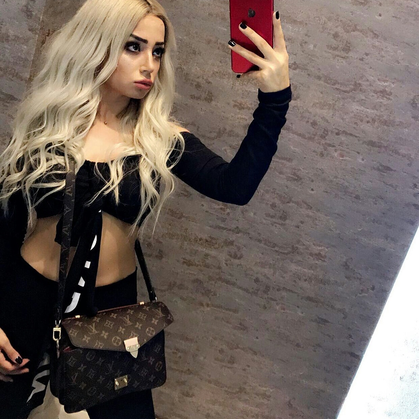20 Yaşında Yeni Seksi Escort Cansu