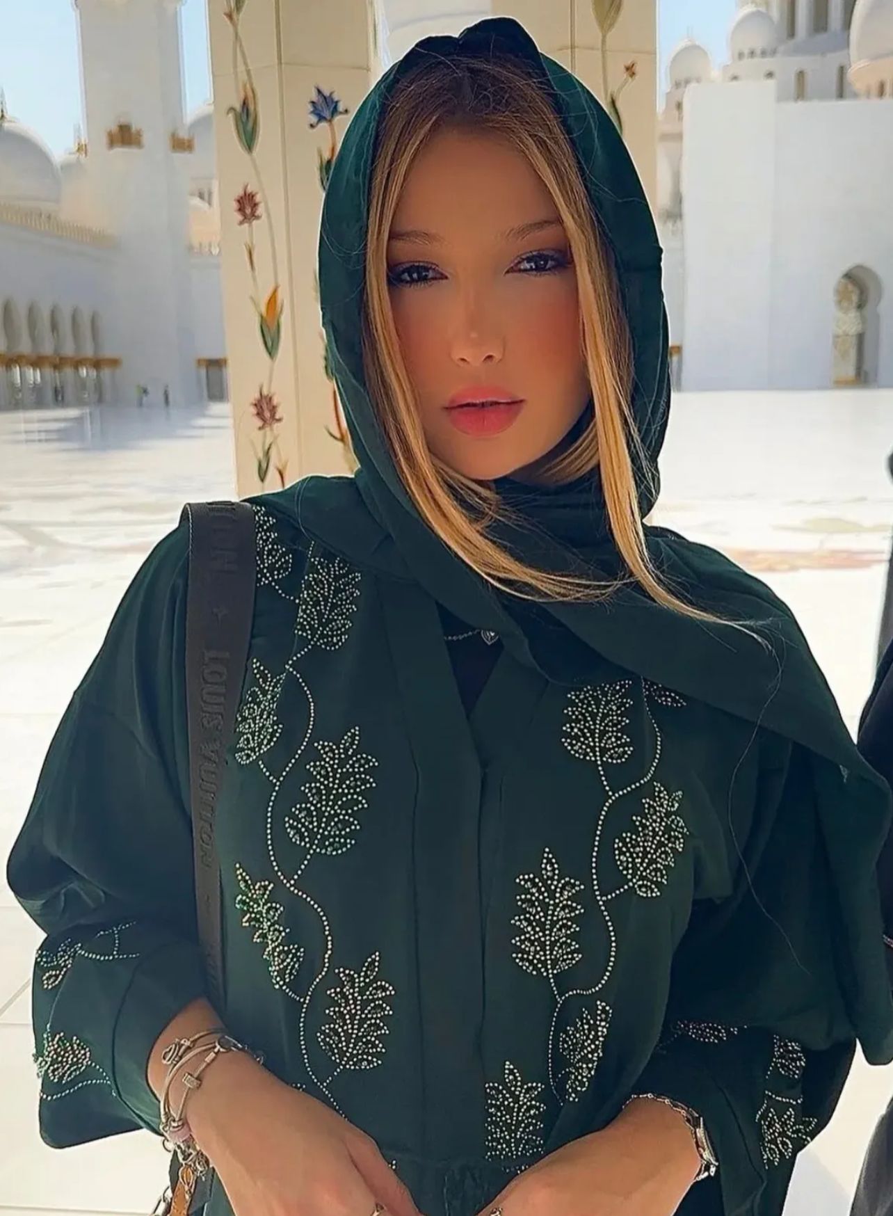 Ankara Yürüyüş Yolunda Kendi Yeri Olan Escort Polen