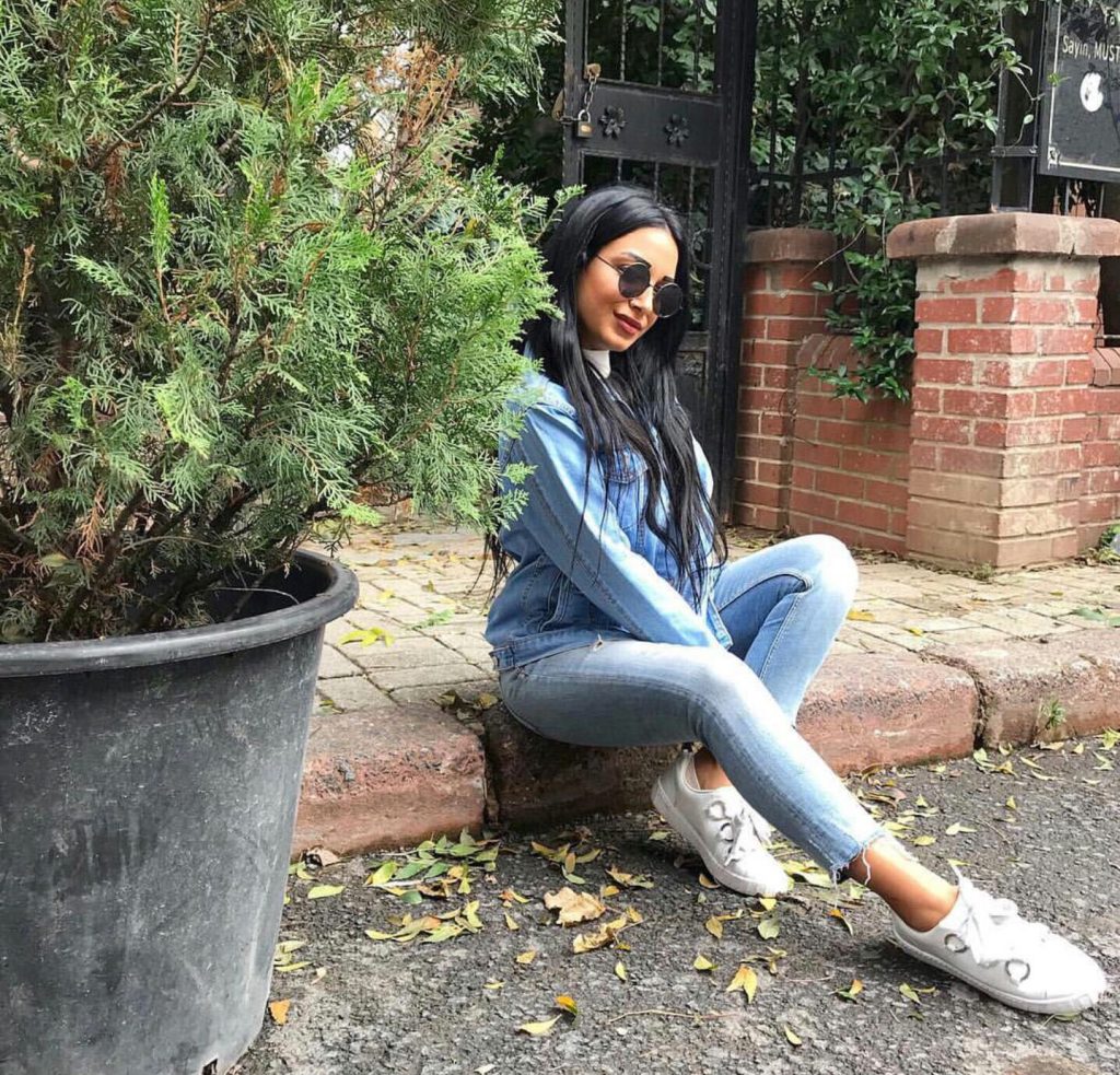 Gerçek Resimli Sınırsız Escort Simge