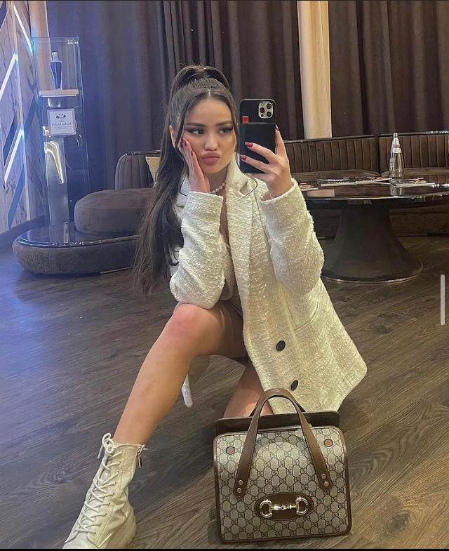 Ankara Seksi Escort Bayan Derin ?