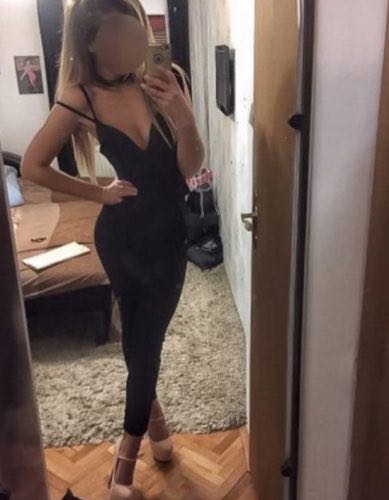 Eve Otele Gelen Bol Resimli İnce Belli Escort Güneş