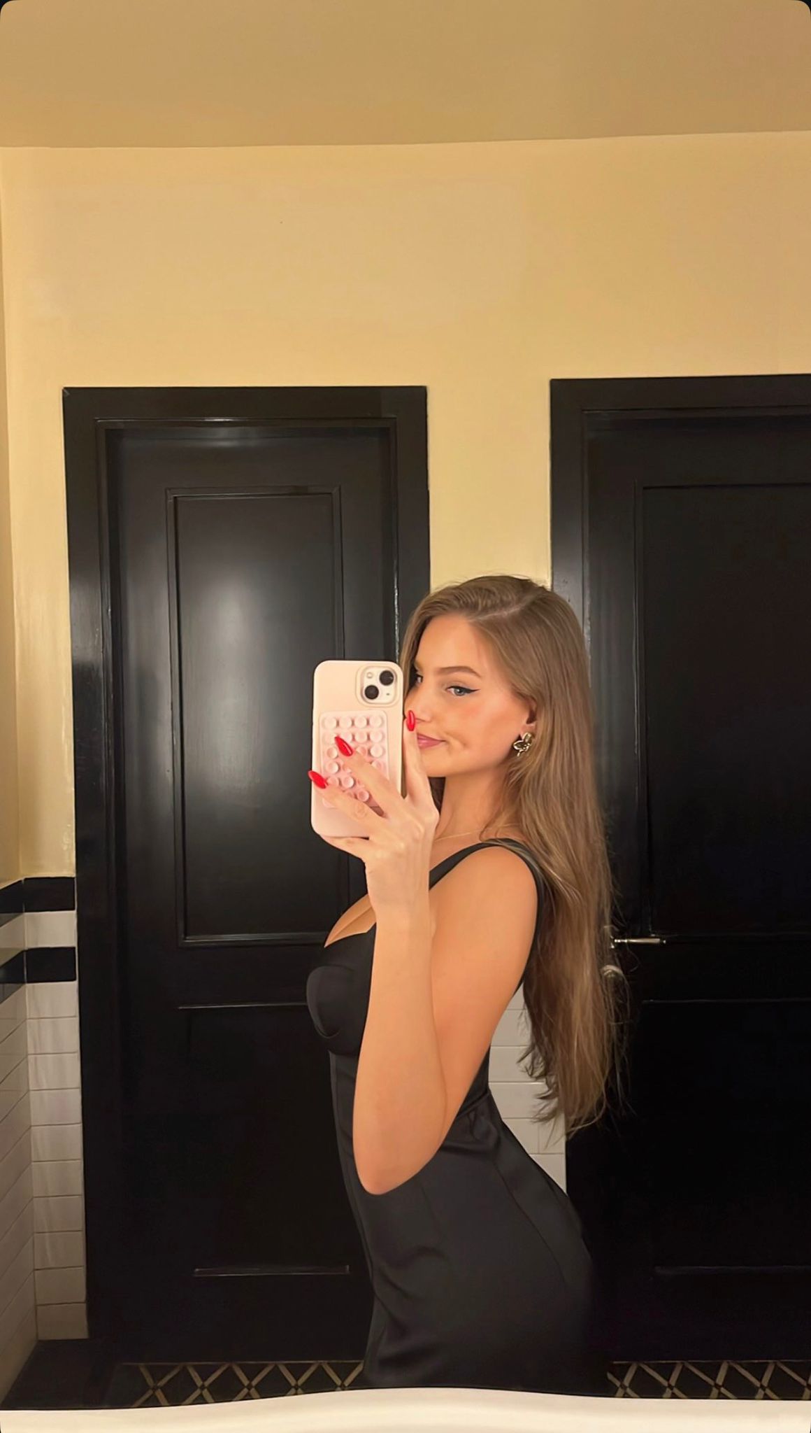 Ankara Üniversiteli Escort Alara