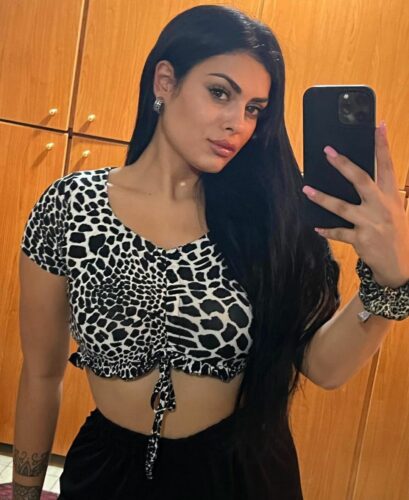 Seksi ve zarif bir Ankara escort bayan: Aylin